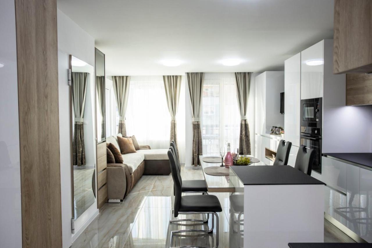 Апартамент За Гости Ивви-1 Lejlighed Burgas City Eksteriør billede